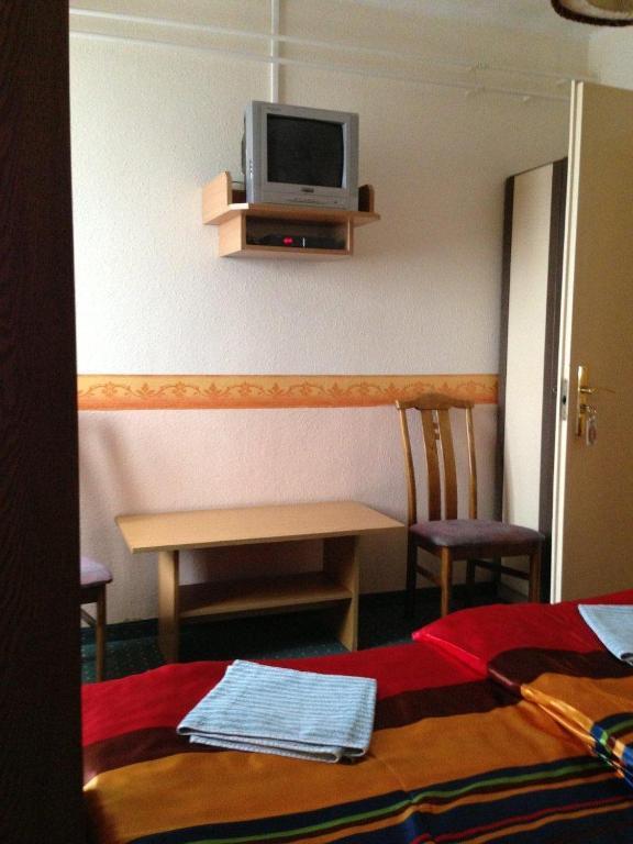 Panorama Panzio Bed and Breakfast Tatabánya Kamer foto